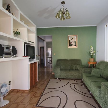 Casa Temporada Gratao 06 Min Dos Parques Thermas โอลิมเปีย ภายนอก รูปภาพ